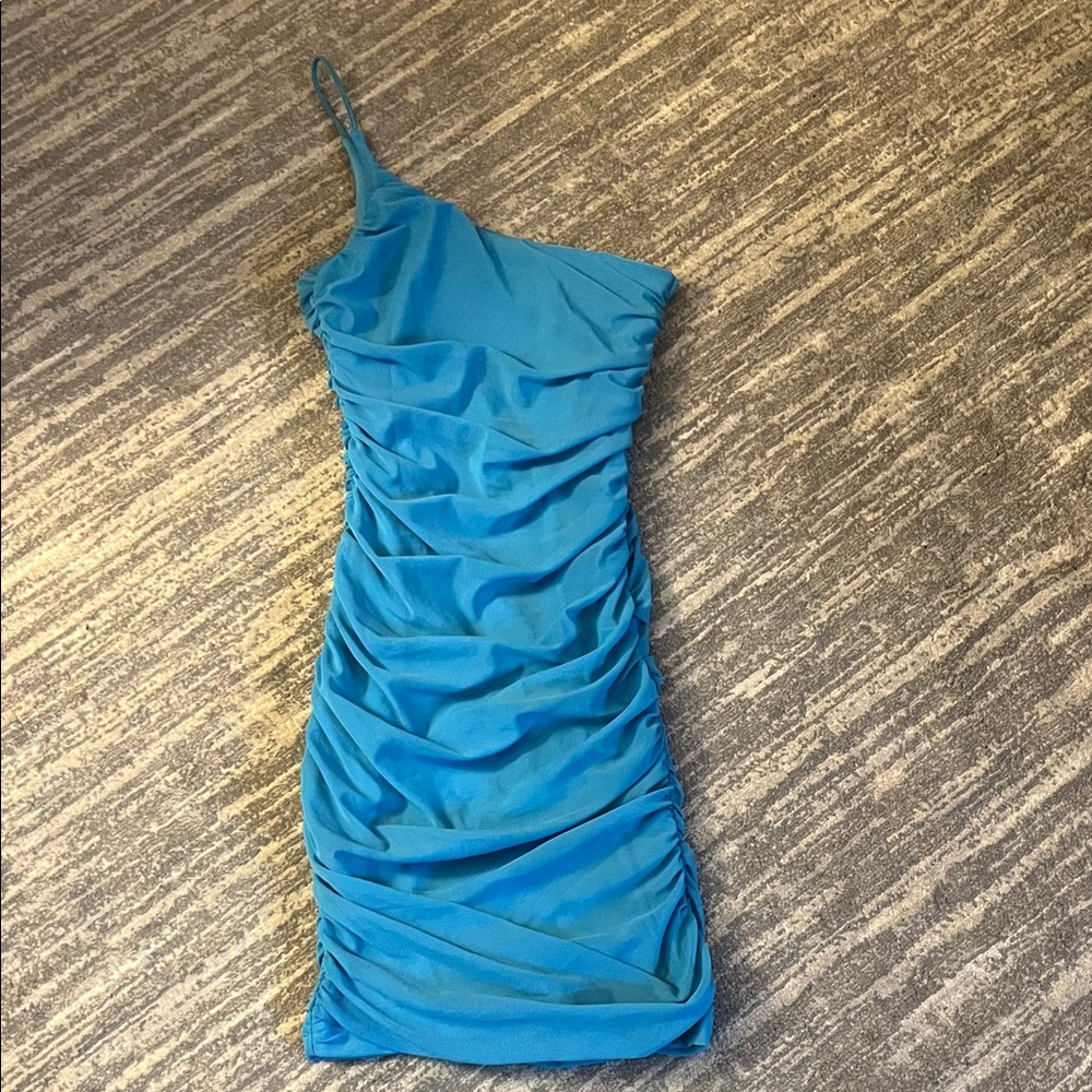 Elegant Turquoise One-Shoulder Dress